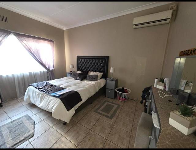 3 BEDROOM HOUSE FOR SALE IN RAVENSKLIP